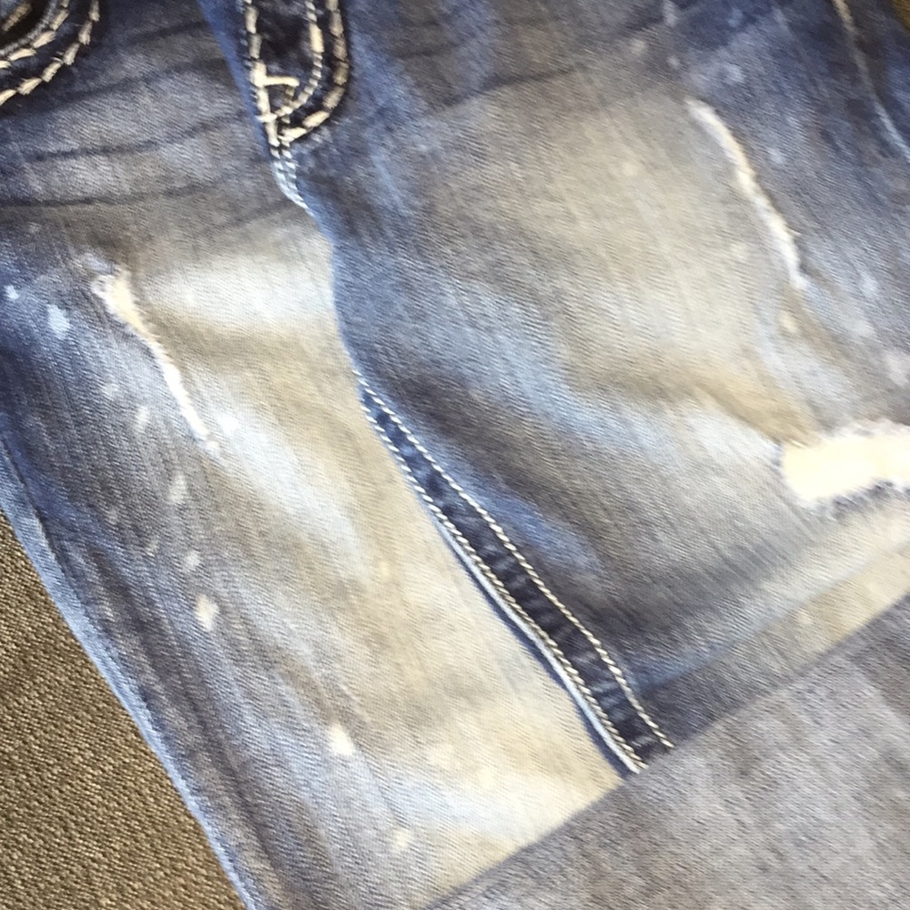 đź§µUpCycled MissMe Capri Jeansđź‘– - Picture 8 of 8